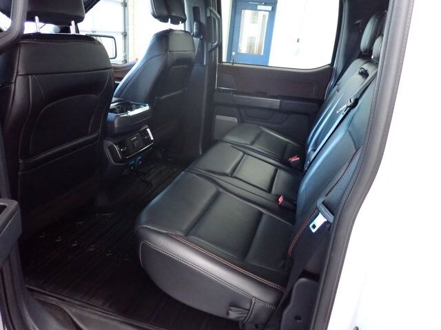 2021 Ford F-150 LARIAT SUPERCREW LEATHER NAVI 4WD 5&apos;5&quot; BOX Listowel ON