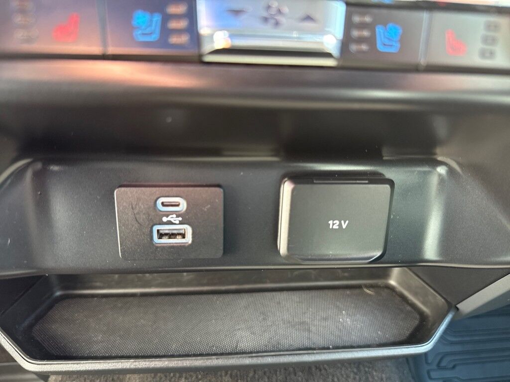2021 Ford F-150 LARIAT~POWERBOOST HYBRID~DRIVER ASSIST~CARPLAY~CONNECTED CAR INTEGRATED APPS~ ECOBOOST~FX4 PACKAGE~LEATHER SEATS~REMOTE ENGINE START~TOW/HAUL MODE~ONLINE FINANCE AND SHIPPING AVAILABLE Sarasota FL