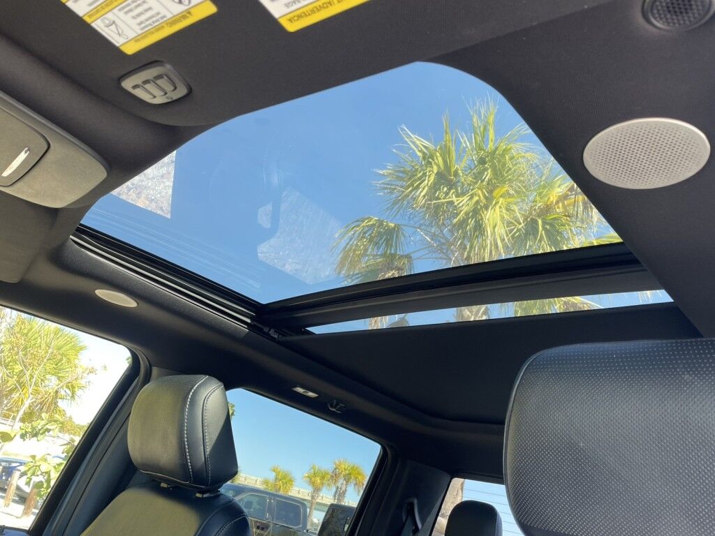 2021 Ford F-150 LARIAT~POWERBOOST HYBRID~TWIN PANEL MOONROOF~FX4 OFF ROAD PACKAGE~1 OWNER~ONLINE FINANCE AND SHIPPING AVAILABLE!!! Sarasota FL