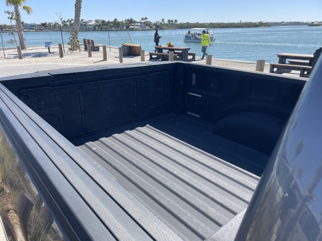 2021 Ford F-150 LARIAT~POWERBOOST HYBRID~TWIN PANEL MOONROOF~FX4 OFF ROAD PACKAGE~1 OWNER~ONLINE FINANCE AND SHIPPING AVAILABLE!!! Sarasota FL