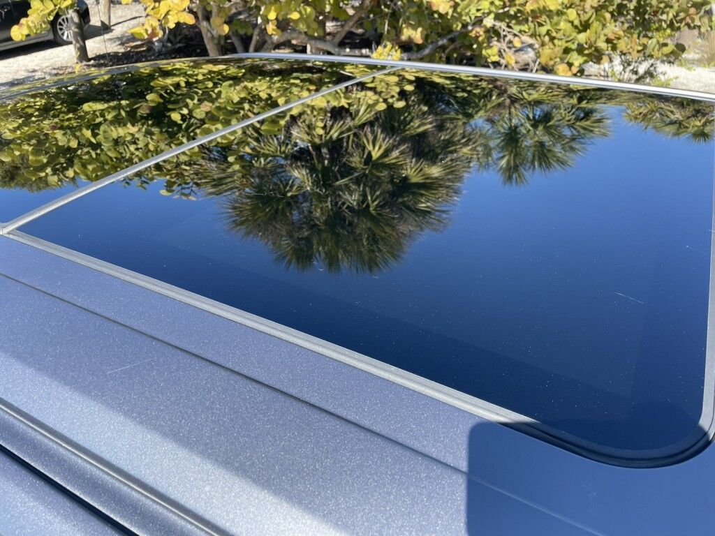 2021 Ford F-150 LARIAT~POWERBOOST HYBRID~TWIN PANEL MOONROOF~FX4 OFF ROAD PACKAGE~1 OWNER~ONLINE FINANCE AND SHIPPING AVAILABLE!!! Sarasota FL