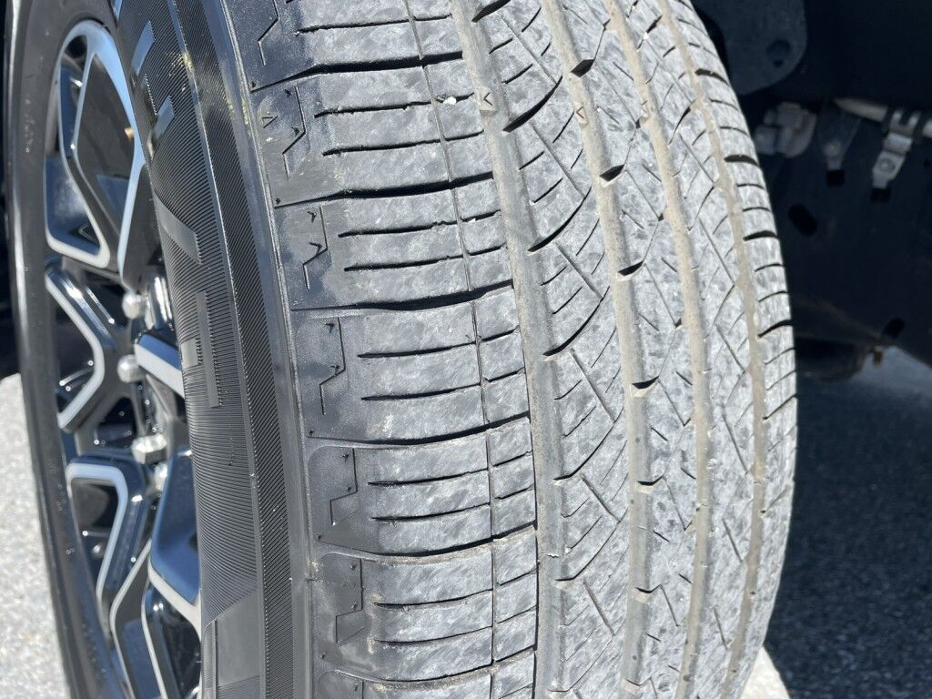 2021 Ford F-150 LARIAT~POWERBOOST HYBRID~TWIN PANEL MOONROOF~FX4 OFF ROAD PACKAGE~1 OWNER~ONLINE FINANCE AND SHIPPING AVAILABLE!!! Sarasota FL