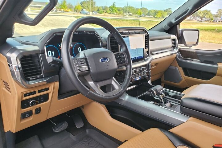 2021 Ford F-150 Lariat  TX