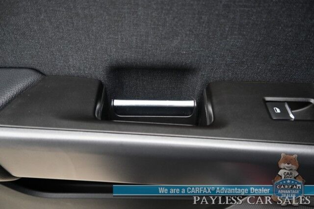 2021 Ford F-150 Lariat / 4X4 / Super Crew / Chrome Appearance Pkg / Auto Start / Heated & Cooled Leather Seats / B&O Speakers / Navigation / Lane Depart & Blind Spot / Tonneau Cover / Bed Liner / Tow Pkg Anchorage AK