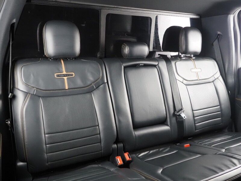 2021 Ford F-150 Platinum SuperCrew 4WD *3.5L POWERBOOST HYBRID, FX4 OFF-ROAD PKG, NAVIGATION, ADAPTIVE CRUISE, SAFETY ALERTS, 360 CAMERAS, TWIN PANEL MOONROOF, LEATHER, CLIMATE MASSAGE SEATS, HEATED STEERING, AUTOMATIC PARKING, BANG & OLUFSEN, WIRELESS CHARGING Round Rock TX