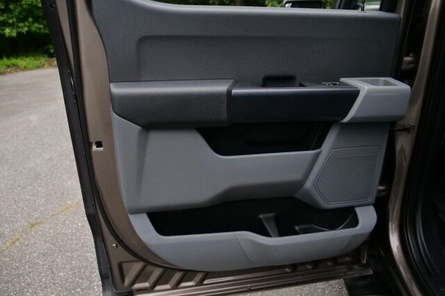 2021 Ford F-150 XL / 5.0L V8 / NITTO Tires / Running Boards! High Point NC