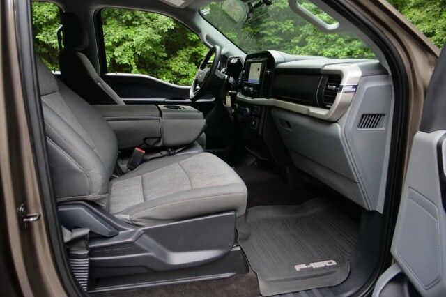 2021 Ford F-150 XL / 5.0L V8 / NITTO Tires / Running Boards! High Point NC