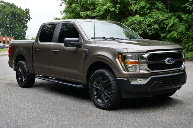 2021 Ford F-150 XL / 5.0L V8 / NITTO Tires / Running Boards! High Point NC