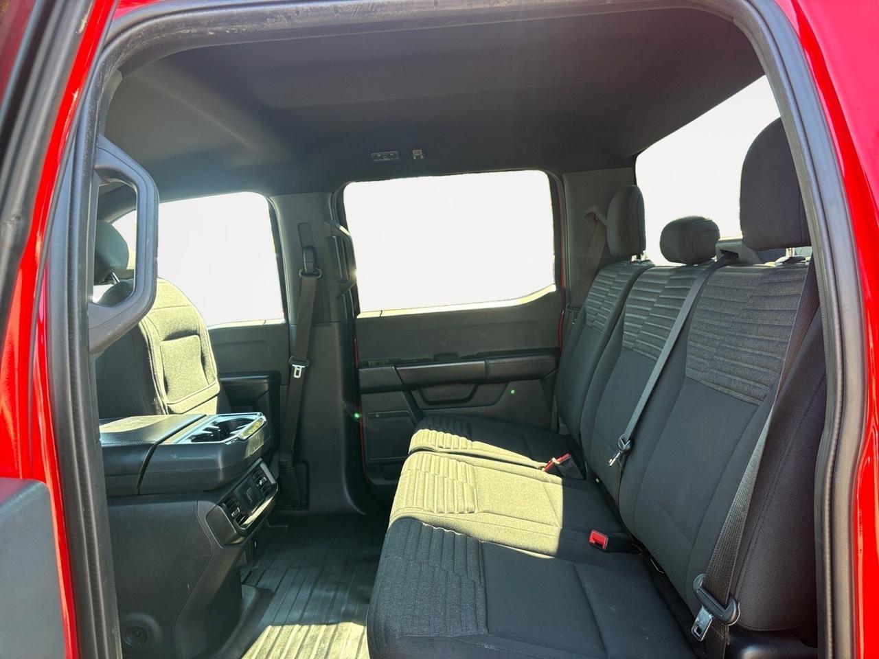 2021 Ford F-150 XL, AUTO START/STOP, BACKUP CAMERA WITH PARKING SENSORS, TOW PACKAGE, PRE COLLISION ALERT, BED LINER, RUNNING BOARDS, ONLY 1 OWNER, CLEAN CARFAX, TEST DRIVE THIS FORD TODAY! Virginia Beach VA