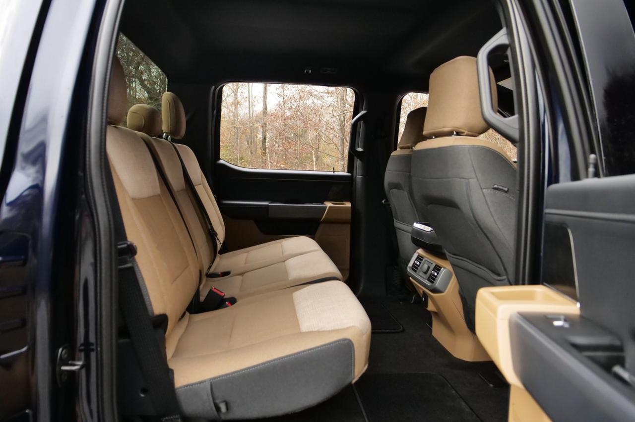 2021 Ford F-150 XLT 4X4 / 5.0L V8 / NAV / Chrome Appearance Package! Lincolnton NC