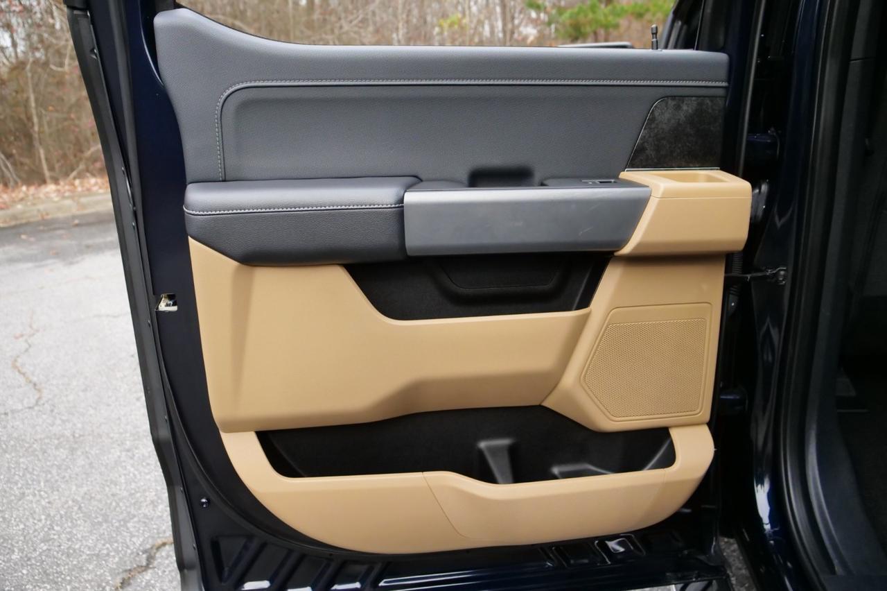 2021 Ford F-150 XLT 4X4 / 5.0L V8 / NAV / Chrome Appearance Package! Lincolnton NC