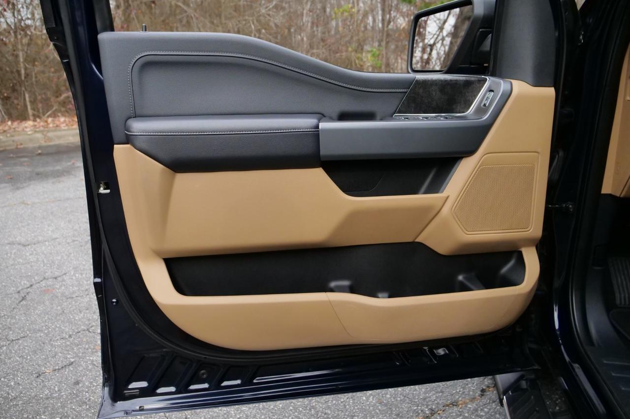 2021 Ford F-150 XLT 4X4 / 5.0L V8 / NAV / Chrome Appearance Package! Lincolnton NC