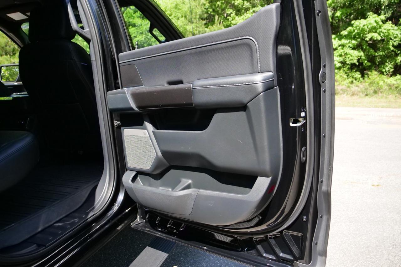 2021 Ford F-150 XLT 4X4 / ROCKY RIDGE / 5.0L V8 / Wheels & Tires Upgrade! Lincolnton NC