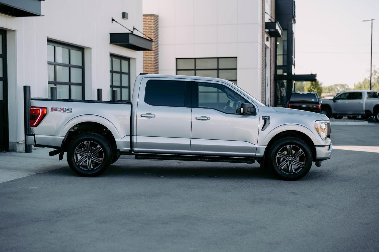 2021 Ford F-150 XLT photo 4
