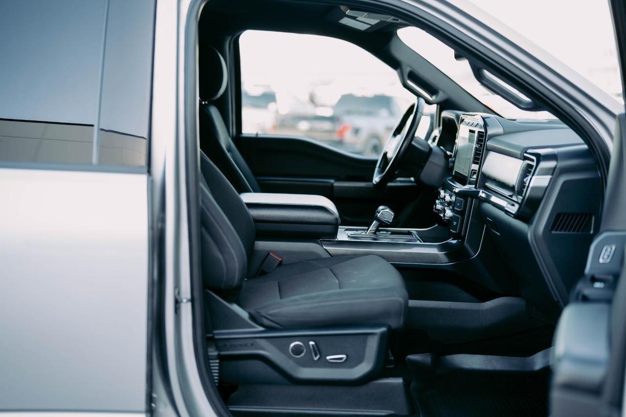 2021 Ford F-150 XLT photo 17