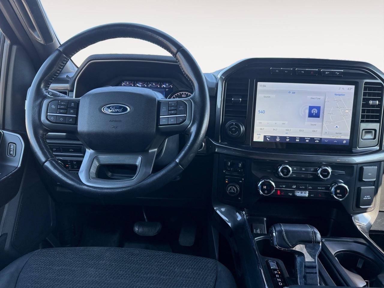 2021 Ford F-150 XLT, MOONROOF, APPLE CARPLAY/ANDROID AUTO, POWER SLIDING REAR WINDOW, HEATED SEATS, RUNNING BOARDS, TONEAU COVER, TOW PACKAGE, ONLY 1 OWNER, MAKE IT YOURS TODAY!