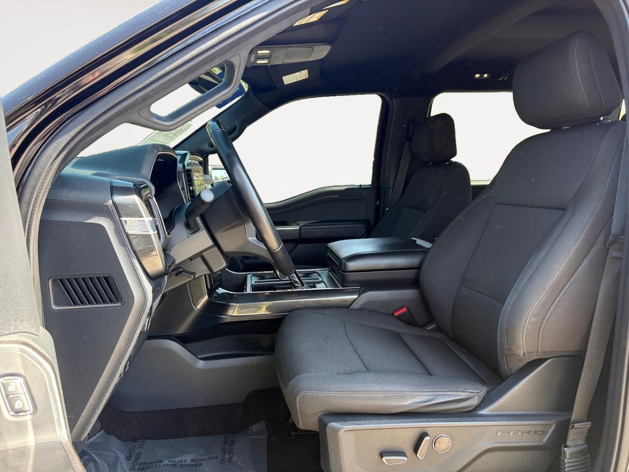 2021 Ford F-150 XLT, RUNNING BOARDS, TOW PACKAGE, BACKUP CAMERA WITH PARKING SENSORS, BLIND SPOT ALERT, LANE KEEP ASSIST, REMOTE START, HEATED SEATS, LOW MILES, ONLY 1 OWNER, TAKE THIS FORD HOME TODAY!