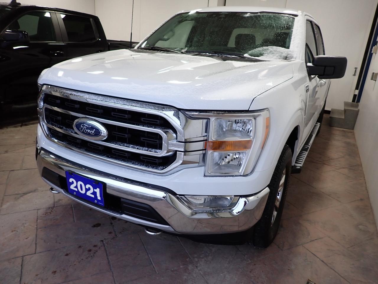 2021 Ford F-150 XLT SUPERCREW 5.5-FT BOX 4WD Listowel ON