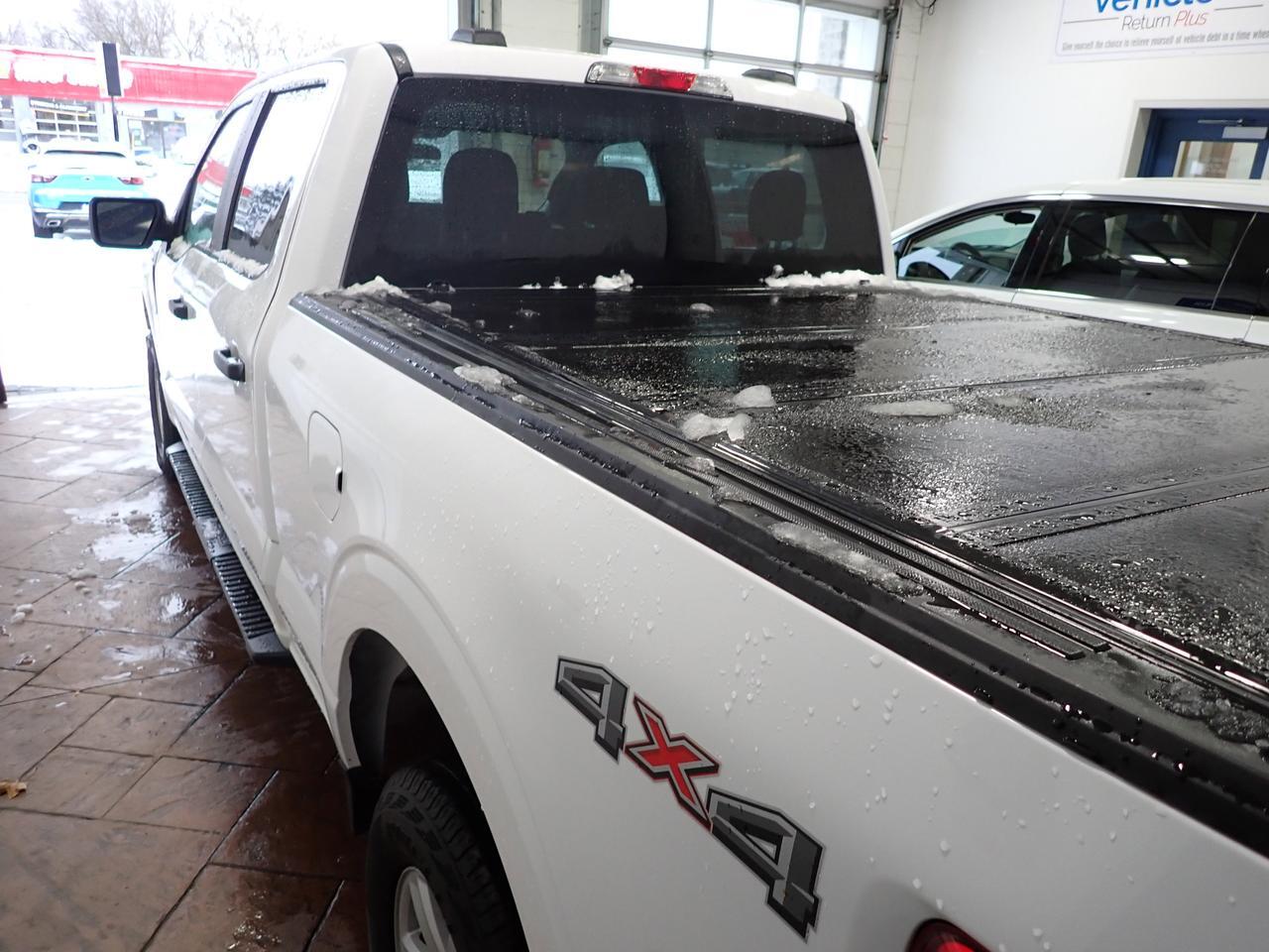 2021 Ford F-150 "XLT SUPERCREW 6'8" BOX 4WD Listowel ON