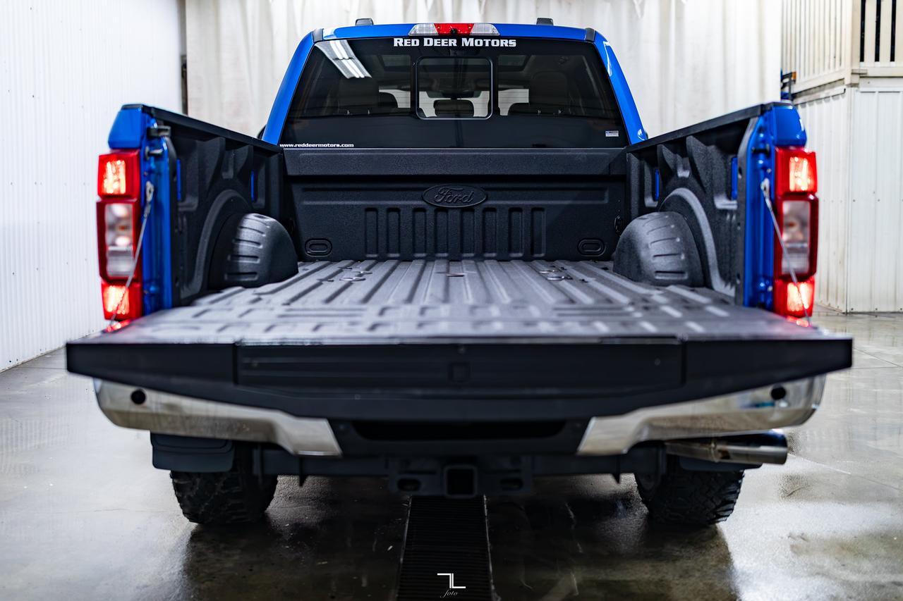2021 Ford F-250 4x4 Crew Cab Lariat FX4 Diesel Leather Roof Nav Red Deer AB
