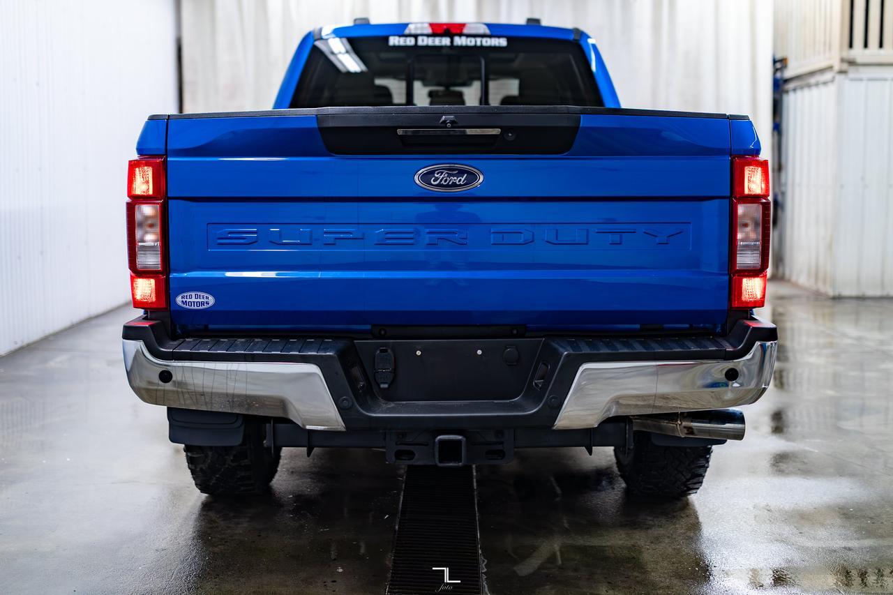 2021 Ford F-250 4x4 Crew Cab Lariat FX4 Diesel Leather Roof Nav Red Deer AB