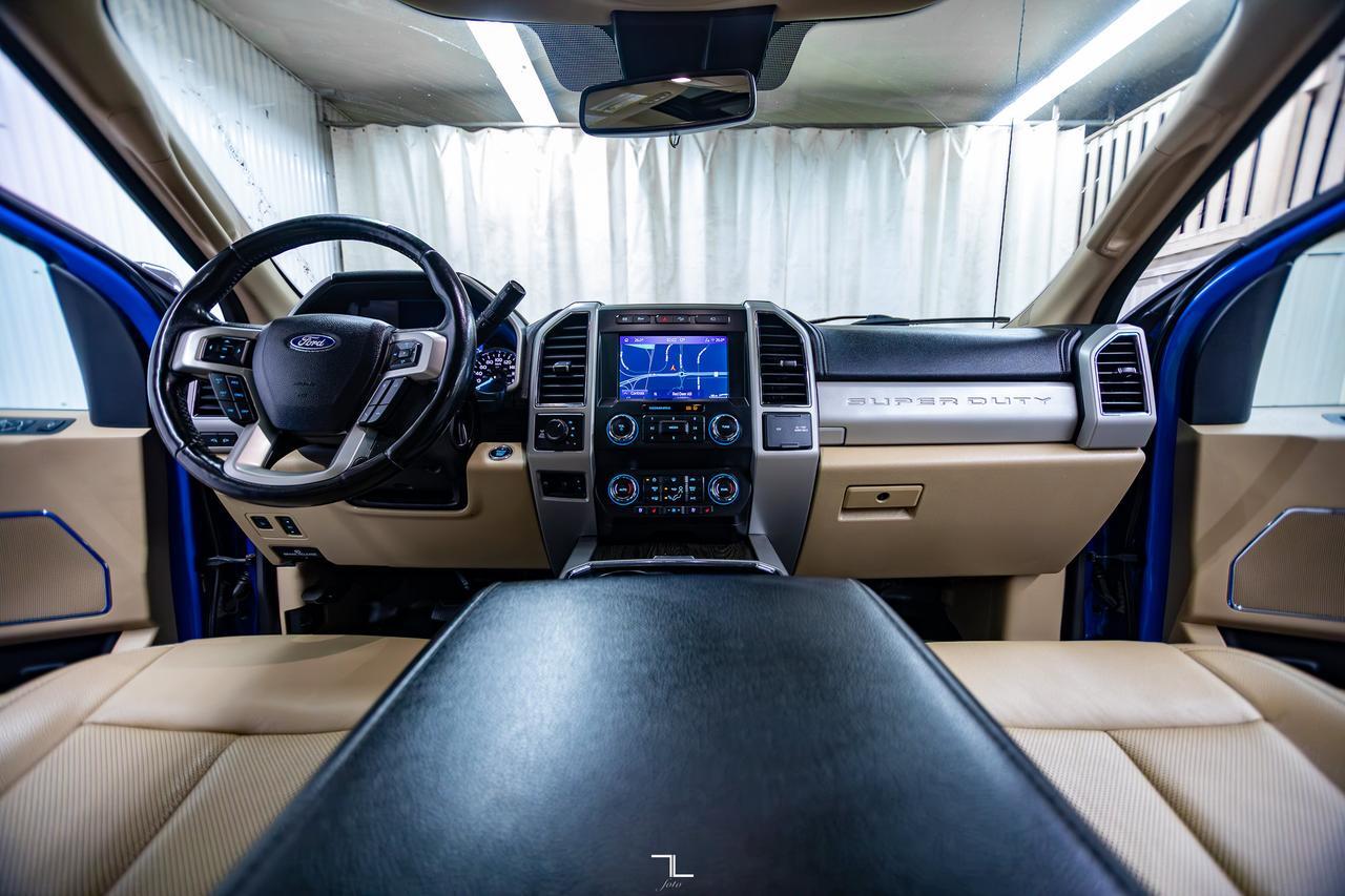 2021 Ford F-250 4x4 Crew Cab Lariat FX4 Diesel Leather Roof Nav Red Deer AB