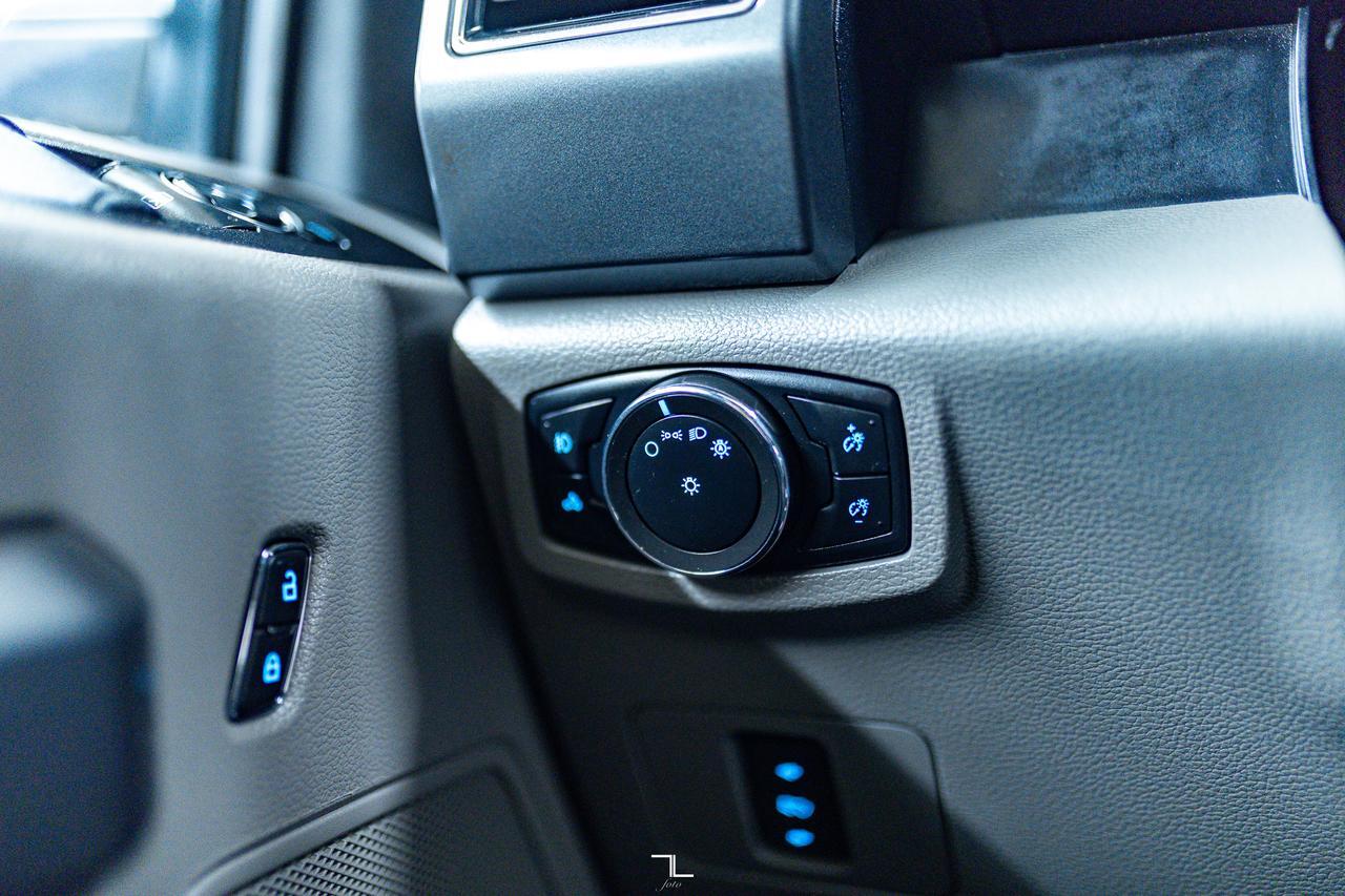 2021 Ford F-250 4x4 Crew Cab XLT FX4 BCam Red Deer AB