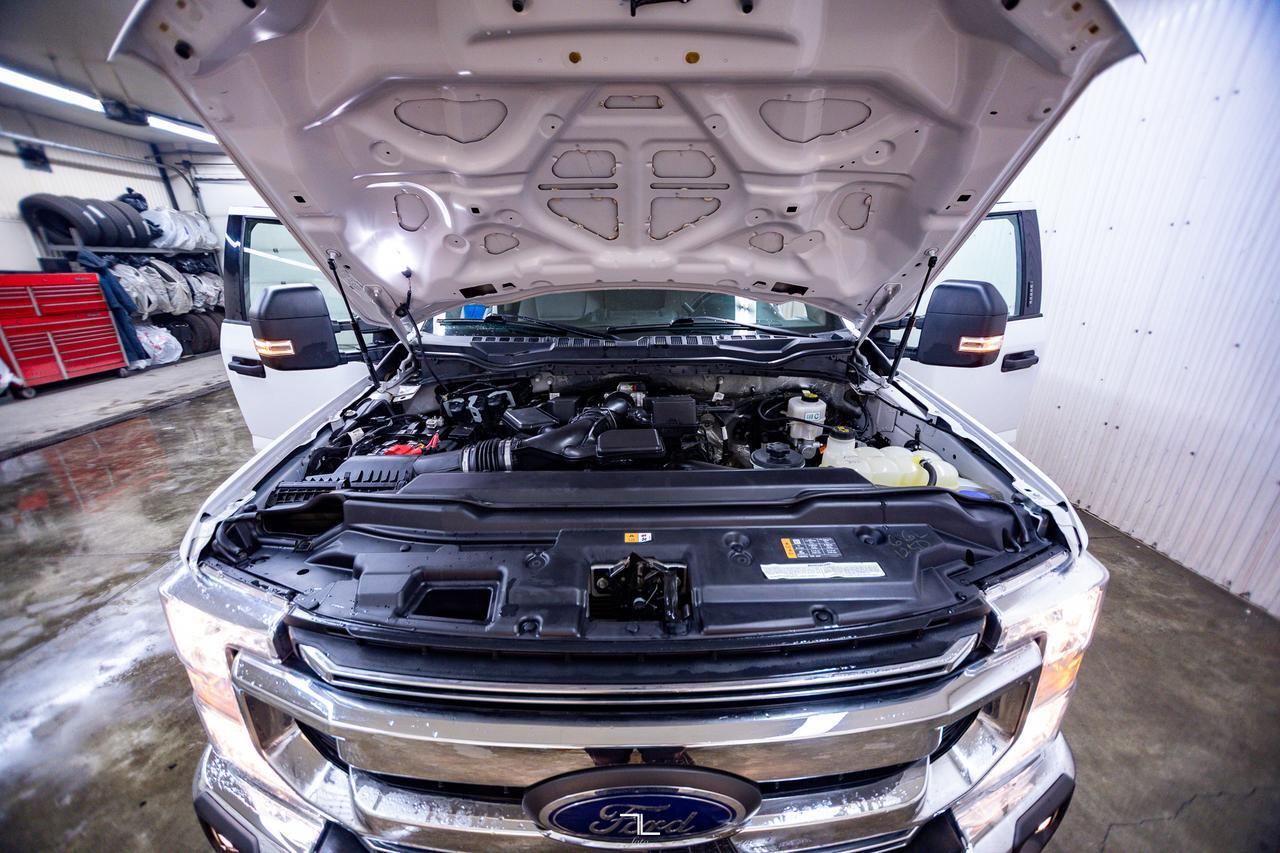 2021 Ford F-250 4x4 Crew Cab XLT FX4 BCam Red Deer AB
