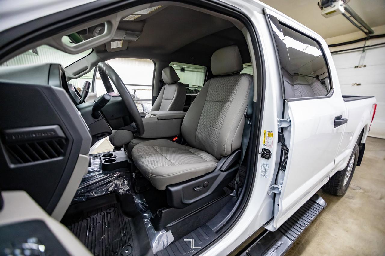 2021 Ford F-250 4x4 Crew Cab XLT FX4 BCam Red Deer AB