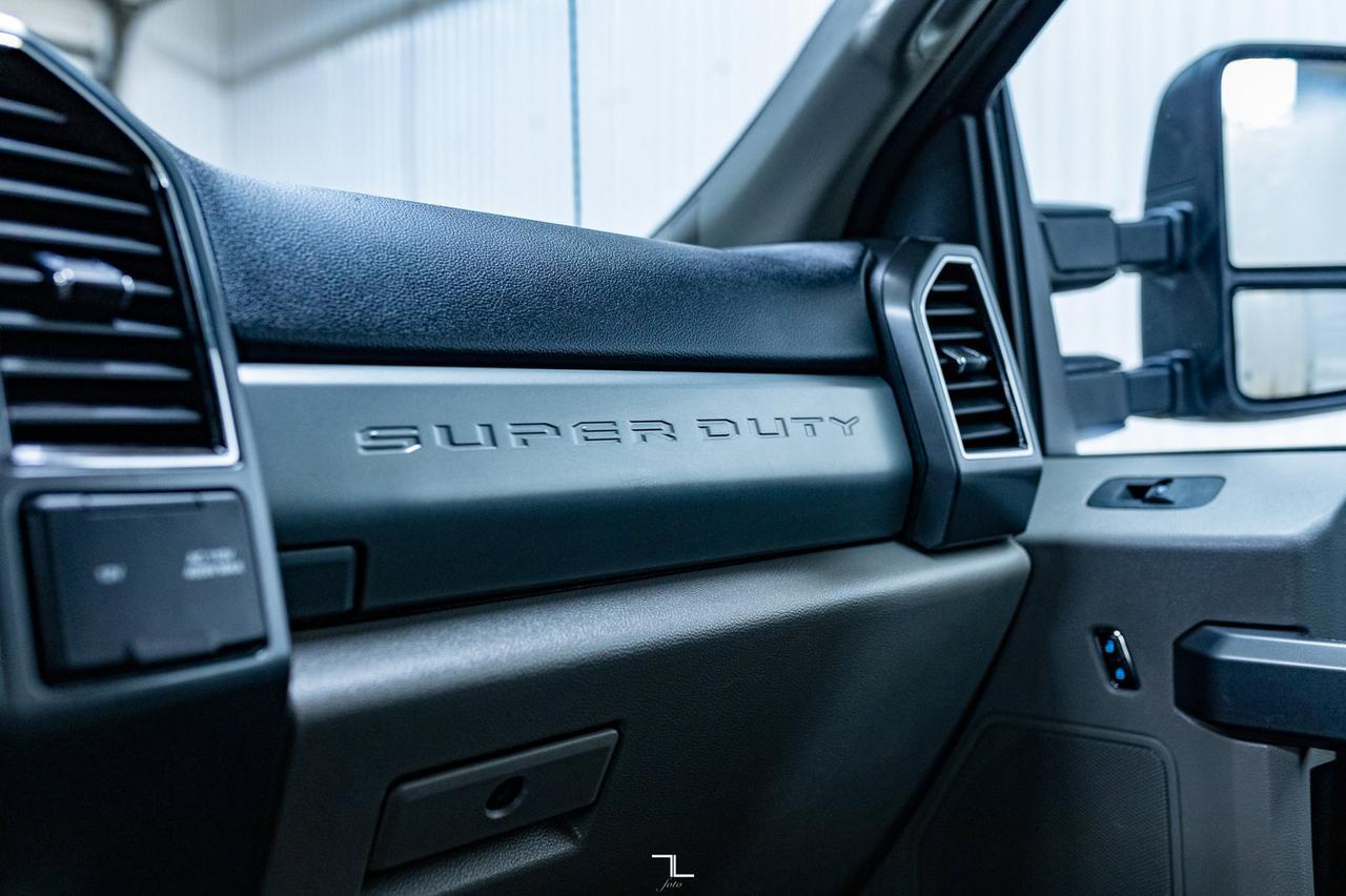 2021 Ford F-250 4x4 Crew Cab XLT FX4 BCam Red Deer AB