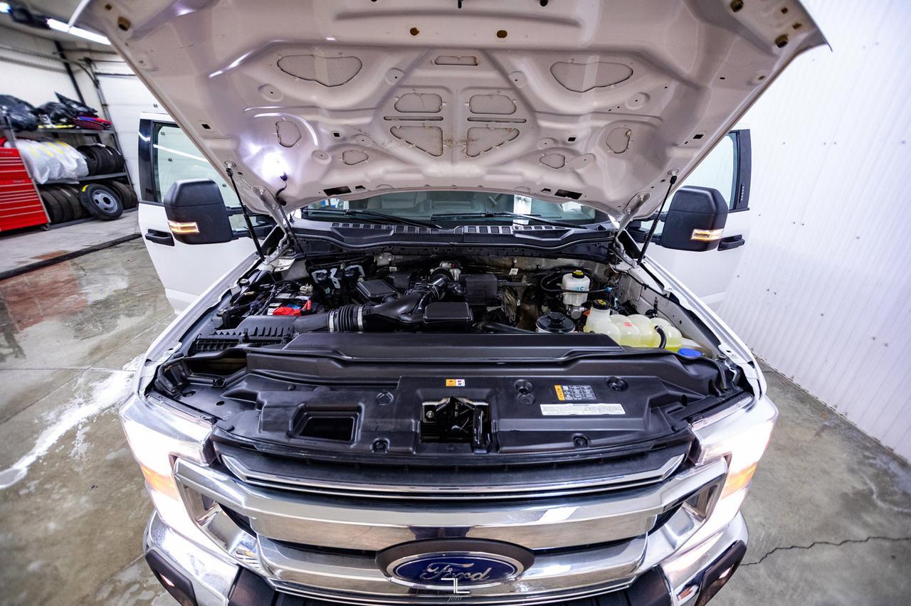 2021 Ford F-250 4x4 Crew Cab XLT FX4 BCam Red Deer AB