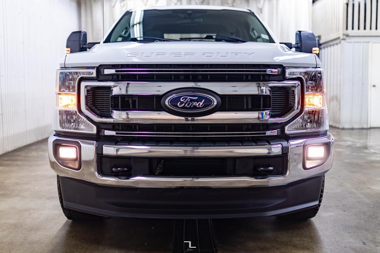 2021 Ford F-250 4x4 Crew Cab XLT FX4 Longbox BCam Red Deer AB