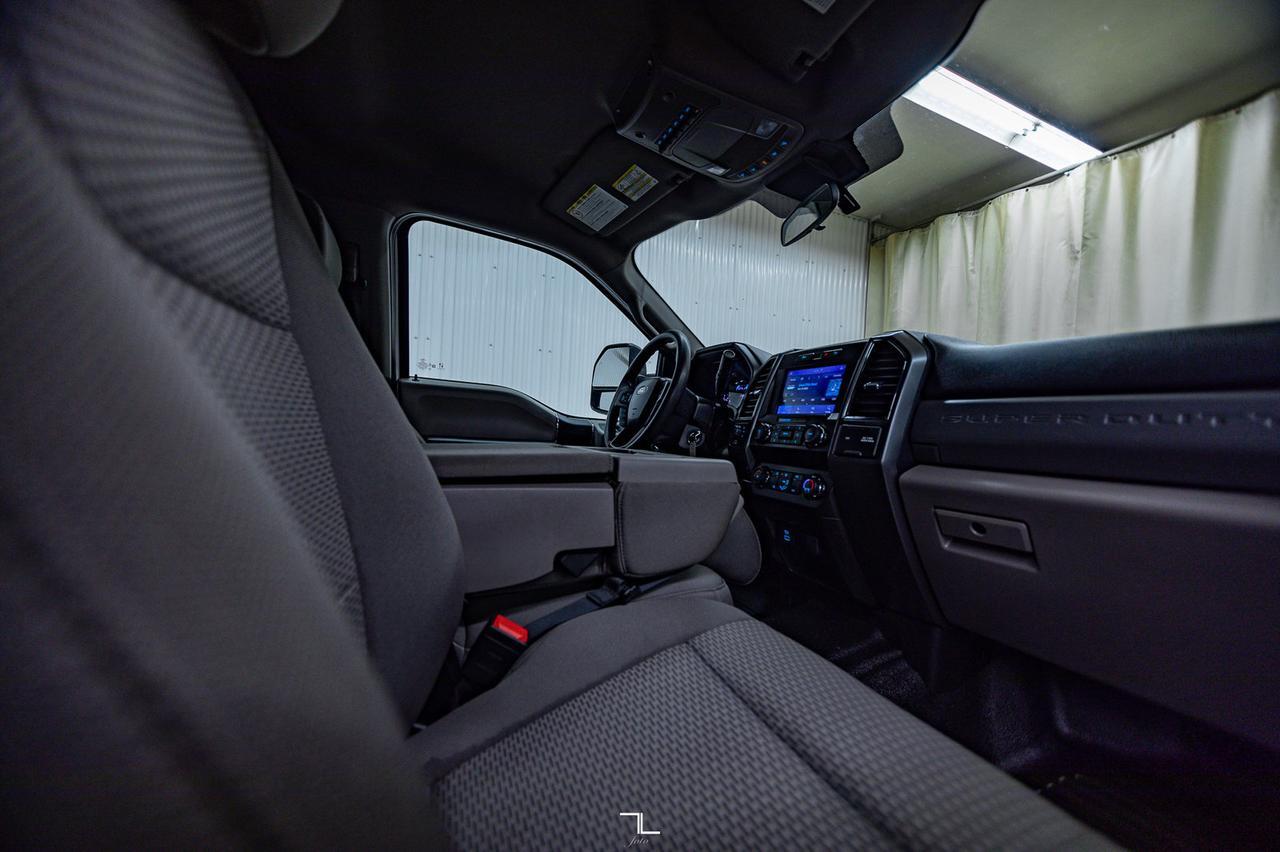 2021 Ford F-250 4x4 Crew Cab XLT FX4 Longbox BCam Red Deer AB