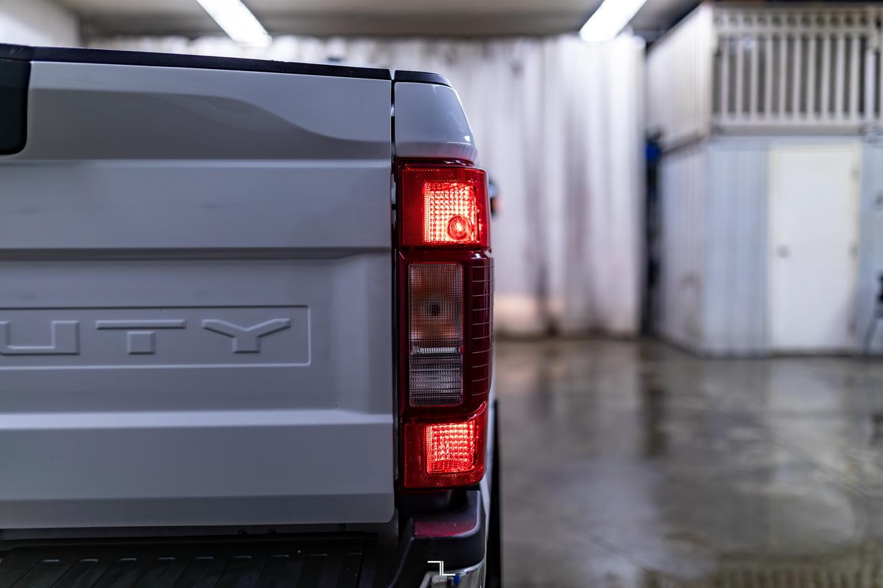 2021 Ford F-250 4x4 Crew Cab XLT FX4 Longbox BCam Red Deer AB