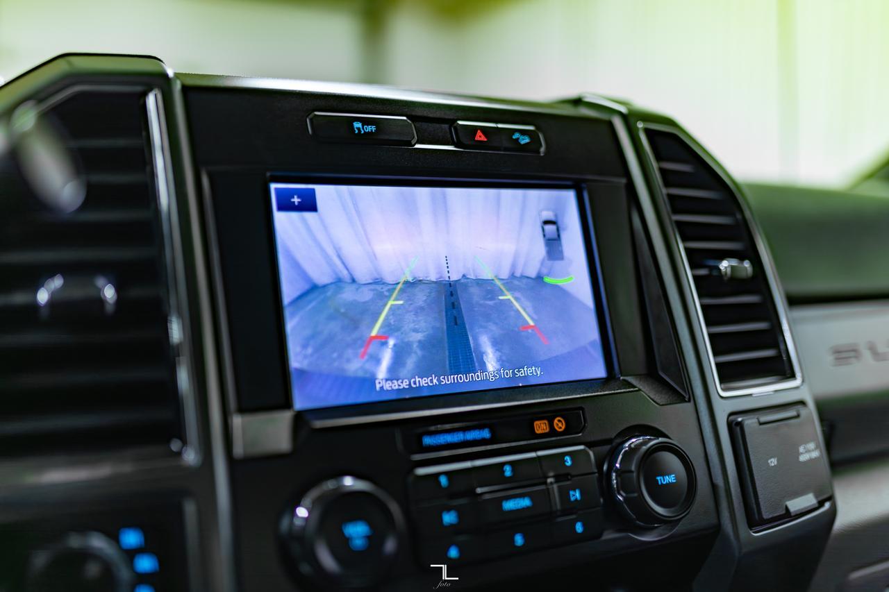 2021 Ford F-250 4x4 Crew Cab XLT FX4 Longbox BCam Red Deer AB