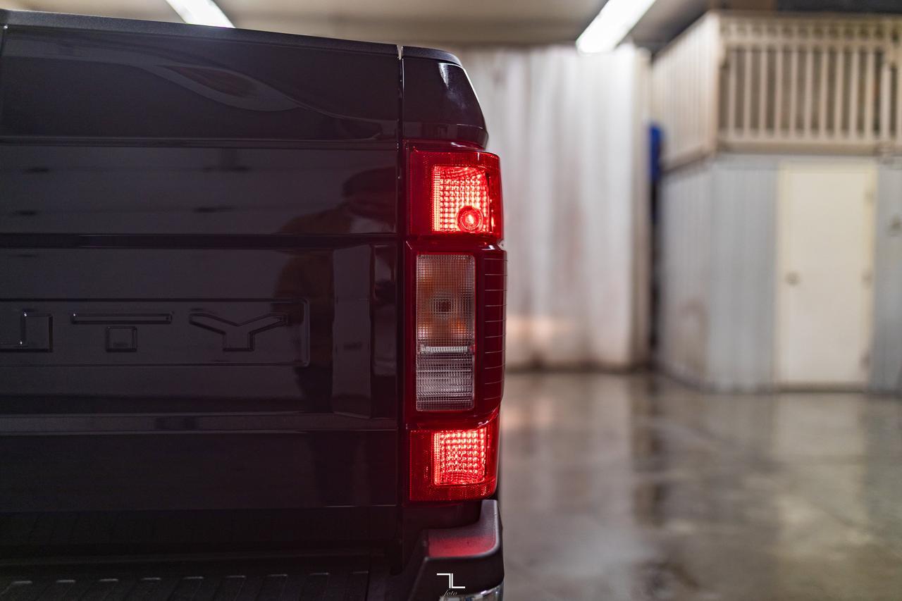 2021 Ford F-250 4x4 Crew Cab XLT FX4 PSeat BCam Red Deer AB