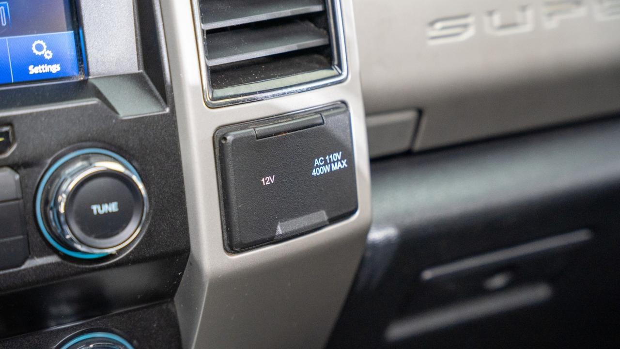2021 Ford F-250 LARIAT Ultimate w/ Tremor Off-Road & Black Appearance Franklin TN