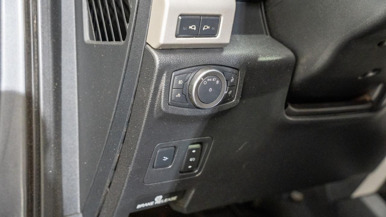 2021 Ford F-250 LARIAT Ultimate w/ Tremor Off-Road & Black Appearance Franklin TN