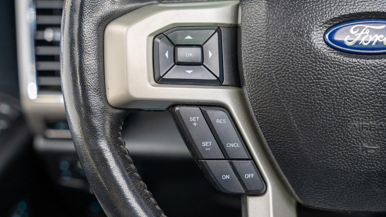 2021 Ford F-250 LARIAT Ultimate w/ Tremor Off-Road & Black Appearance Franklin TN