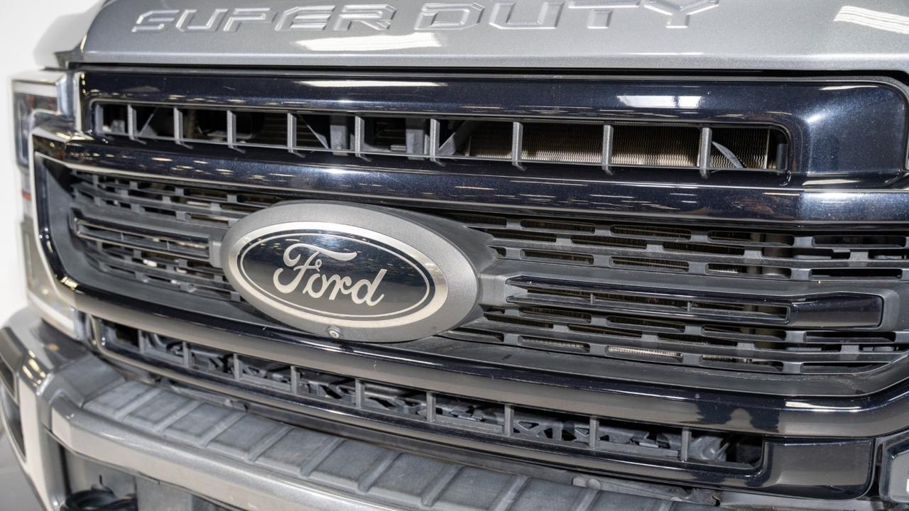 2021 Ford F-250 LARIAT Ultimate w/ Tremor Off-Road & Black Appearance Franklin TN