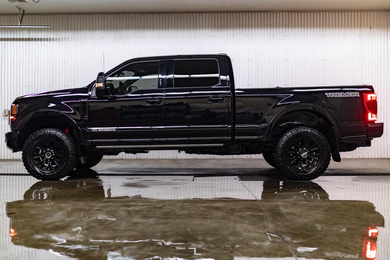 2021 Ford F-350 4x4 Crew Cab Lariat Tremor Diesel Leather Roof Nav Red Deer AB