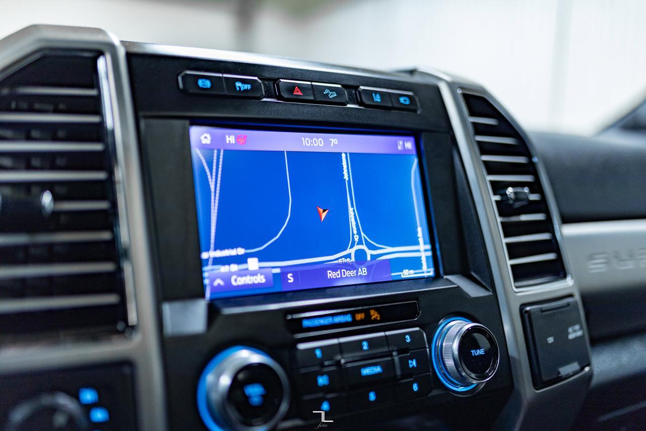 2021 Ford F-350 4x4 Crew Cab Platinum FX4 Diesel Leather Roof Nav Red Deer AB