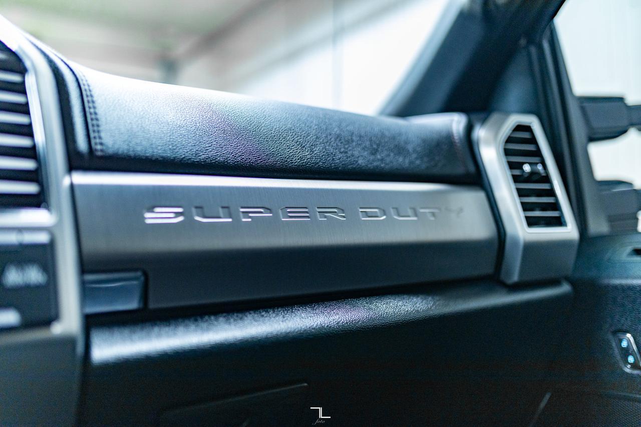 2021 Ford F-350 4x4 Crew Cab Platinum FX4 Diesel Leather Roof Nav Red Deer AB