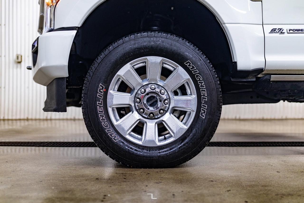 2021 Ford F-350 4x4 Crew Cab Platinum FX4 Diesel Leather Roof Nav Red Deer AB