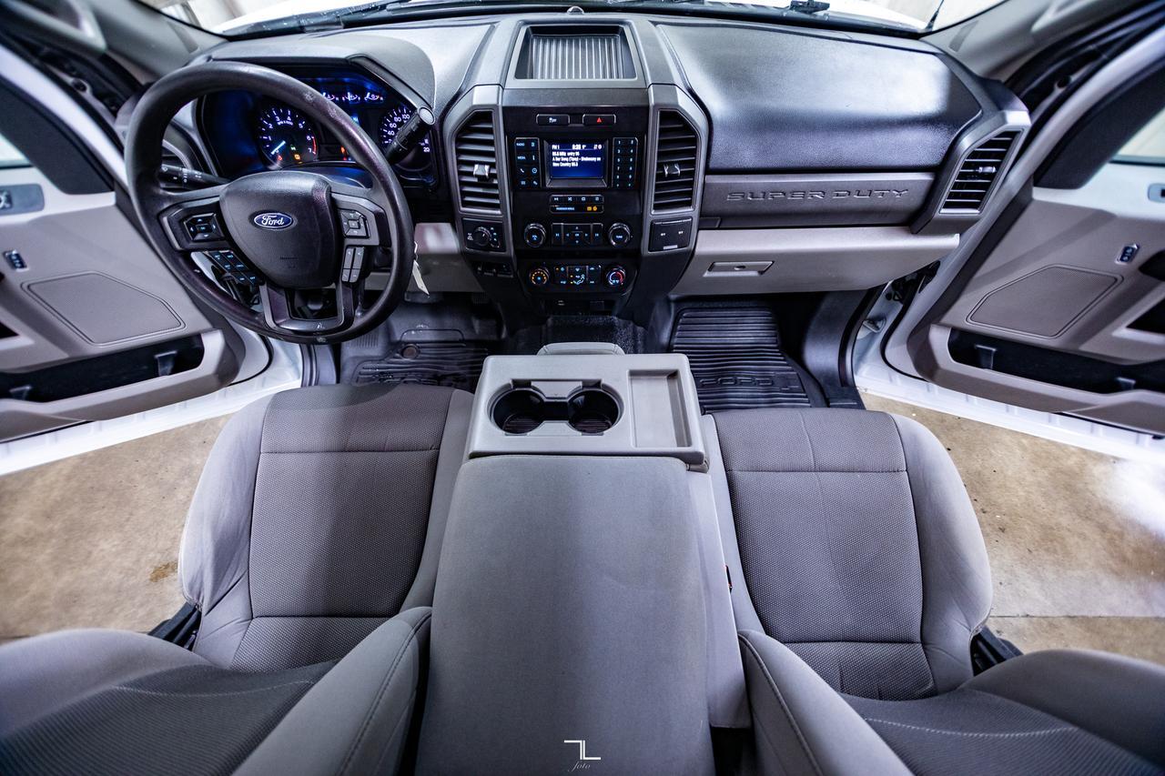 2021 Ford F-350 4x4 Crew Cab XL Deck BCam Red Deer AB