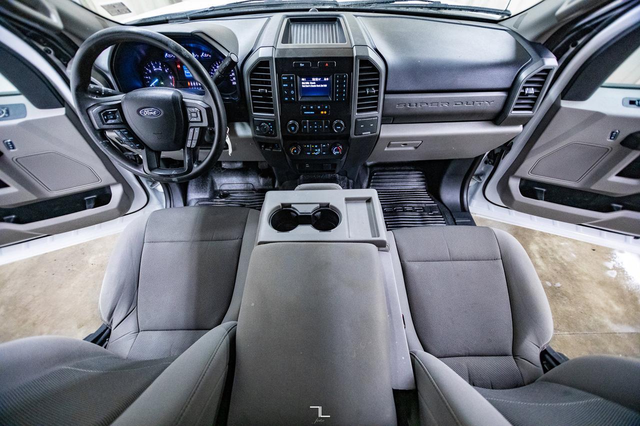 2021 Ford F-350 4x4 Crew Cab XL Deck BCam Red Deer AB