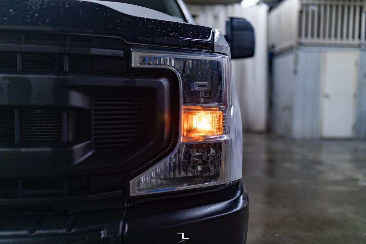 2021 Ford F-350 4x4 Crew Cab XL Deck BCam Red Deer AB