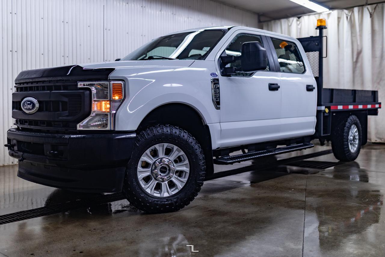 2021 Ford F-350 4x4 Crew Cab XL Deck BCam Red Deer AB