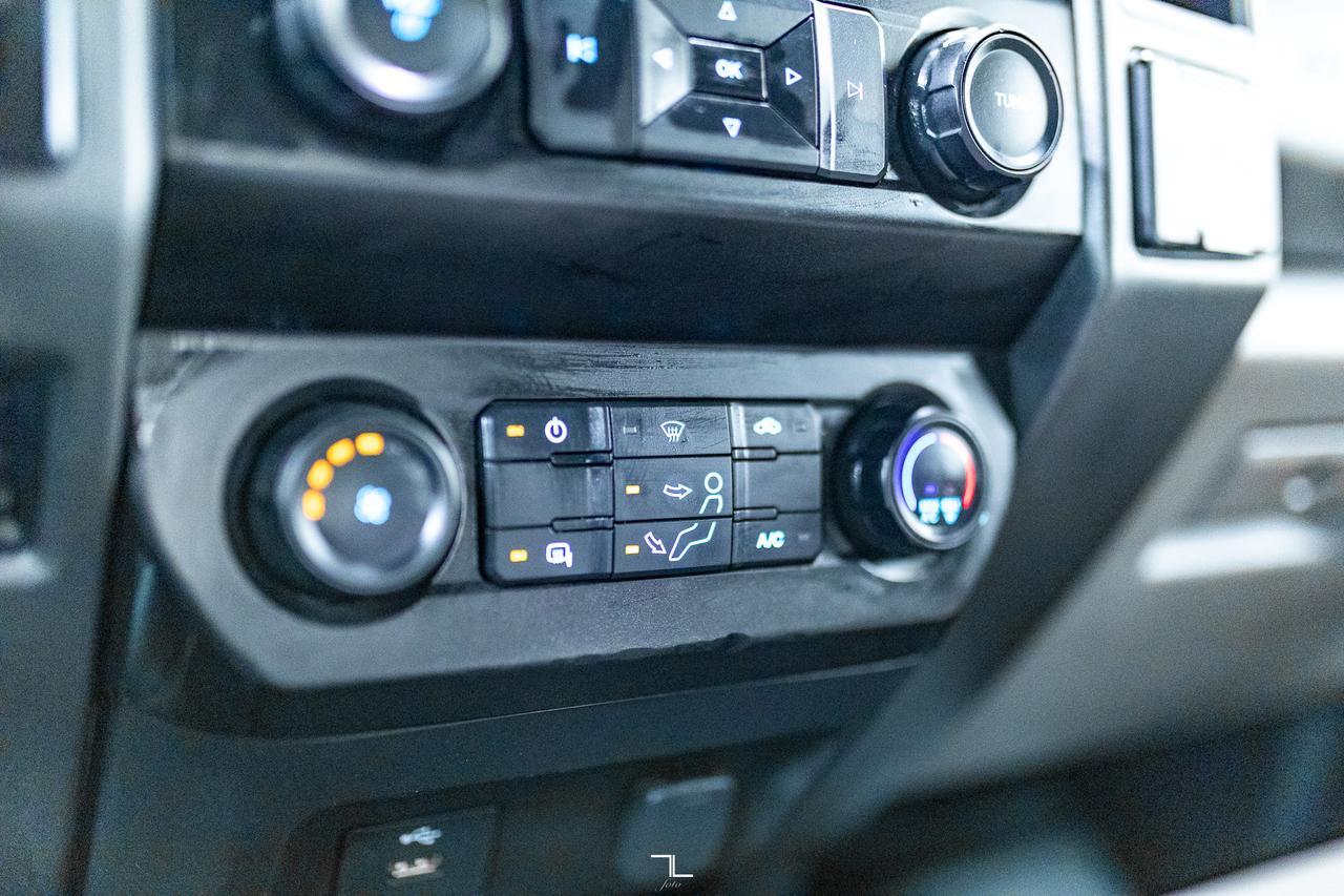 2021 Ford F-350 4x4 Crew Cab XL Deck BCam Red Deer AB