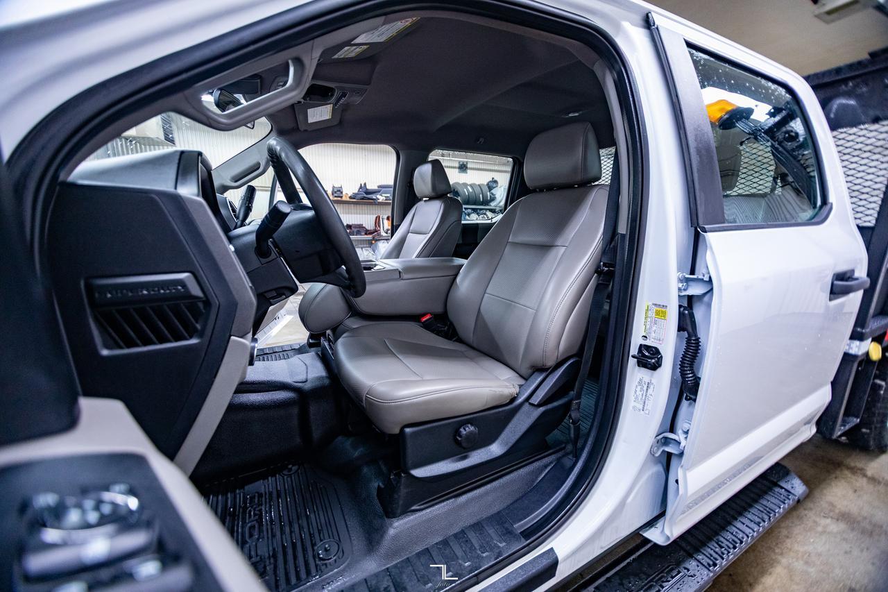 2021 Ford F-350 4x4 Crew Cab XL Deck BCam Red Deer AB